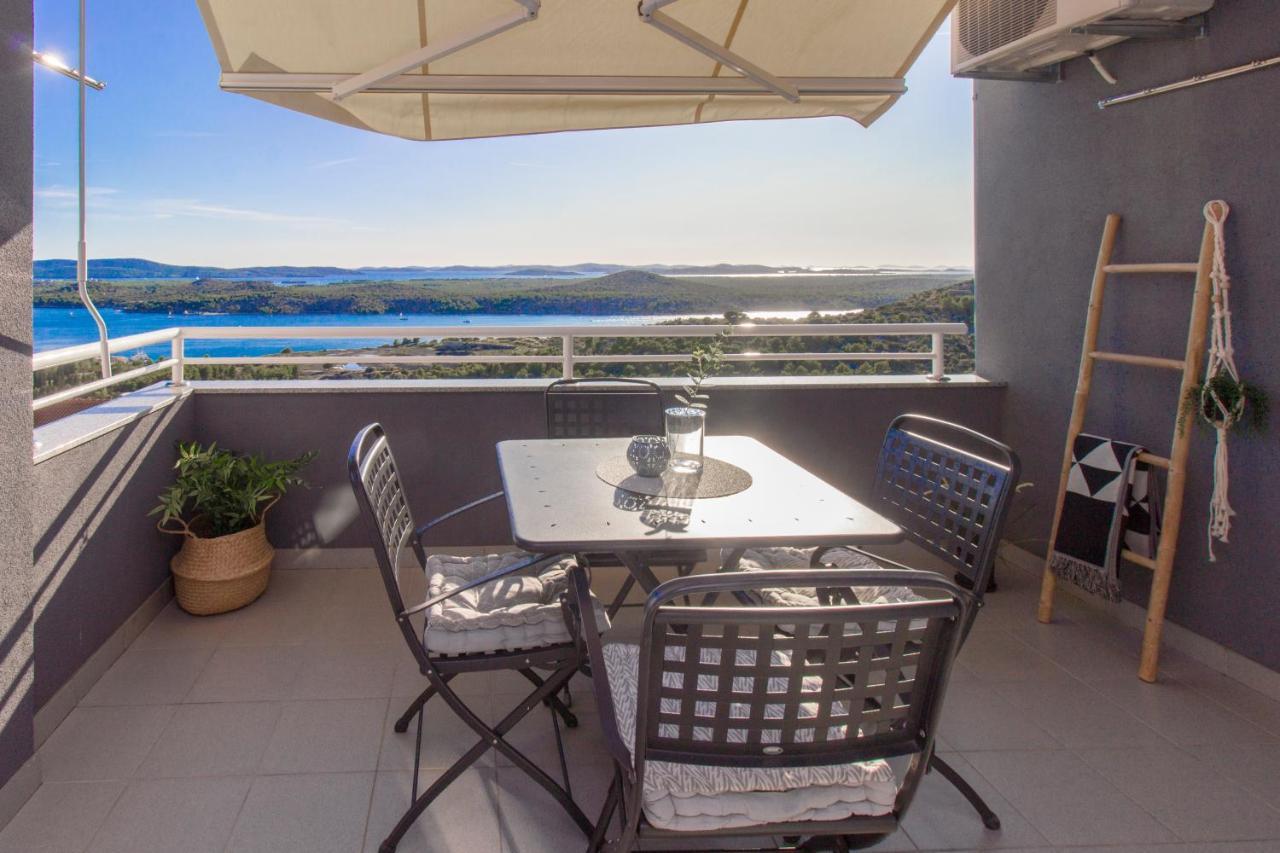 Apartment Sea View Šibenik Exterior foto